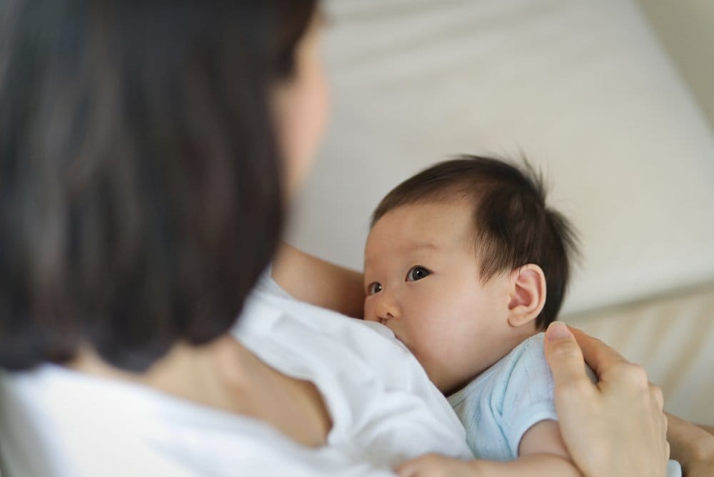 Pentingnya Pemberian ASI Bagi Kesehatan Ibu dan Bayi